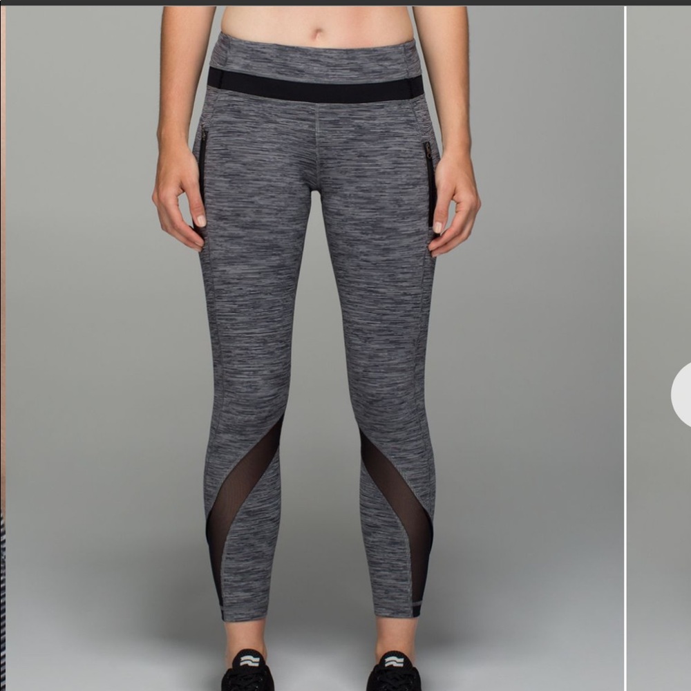 ❌SOLD❌Lululemon Inspire Tight II Size 6 - Picture 1 of 4